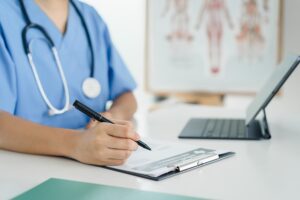 Read more about the article OET Writing: 7 Common Mistakes Healthcare Professionals Make—and How to Fix Them Fast